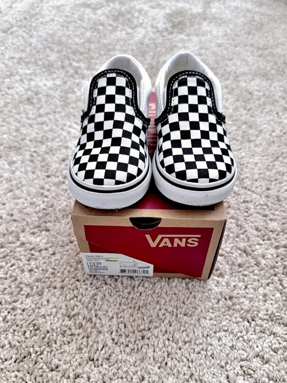 Vans Kids Classic Slip-On Sneakers Size 7